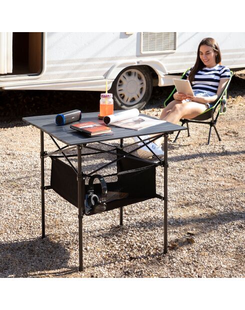 Table de camping pliante avec panier et housse Folble noire - 70x70x69 cm
